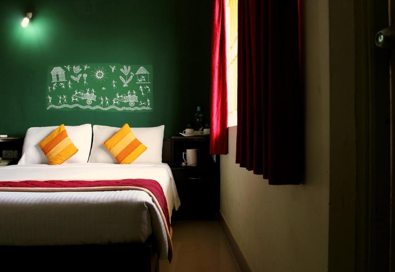 The Green Path Eco Hotel Bangalore Exterior foto